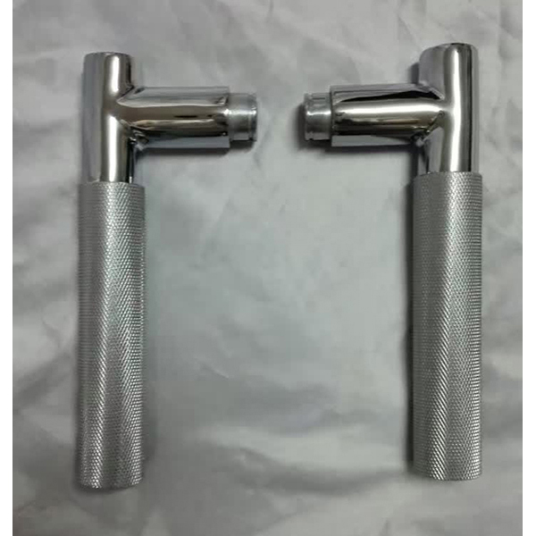 Stainless steel solid level door handle on rosette